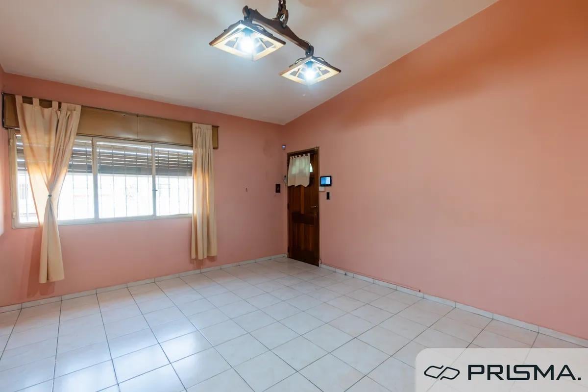 Foto de CASA - 3 DORMITORIOS - B° A.T.E., imagen 2