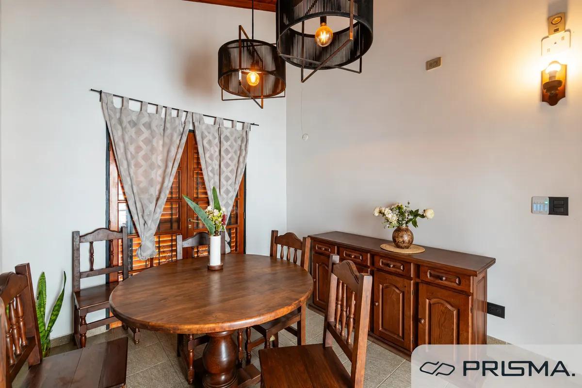 Foto de CASA - 3 DORMITORIOS - ARGÜELLO, imagen 4