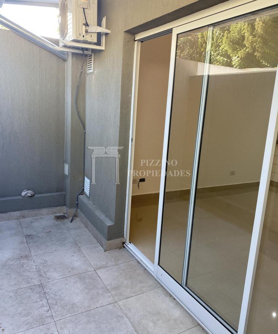 Foto de Alquiler 2 ambientes en duplex con patio en Villa Urquiza, imagen 3