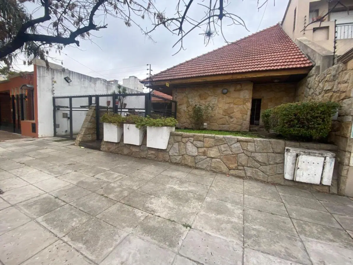 Casa  en Venta en Ramos Mejia 6