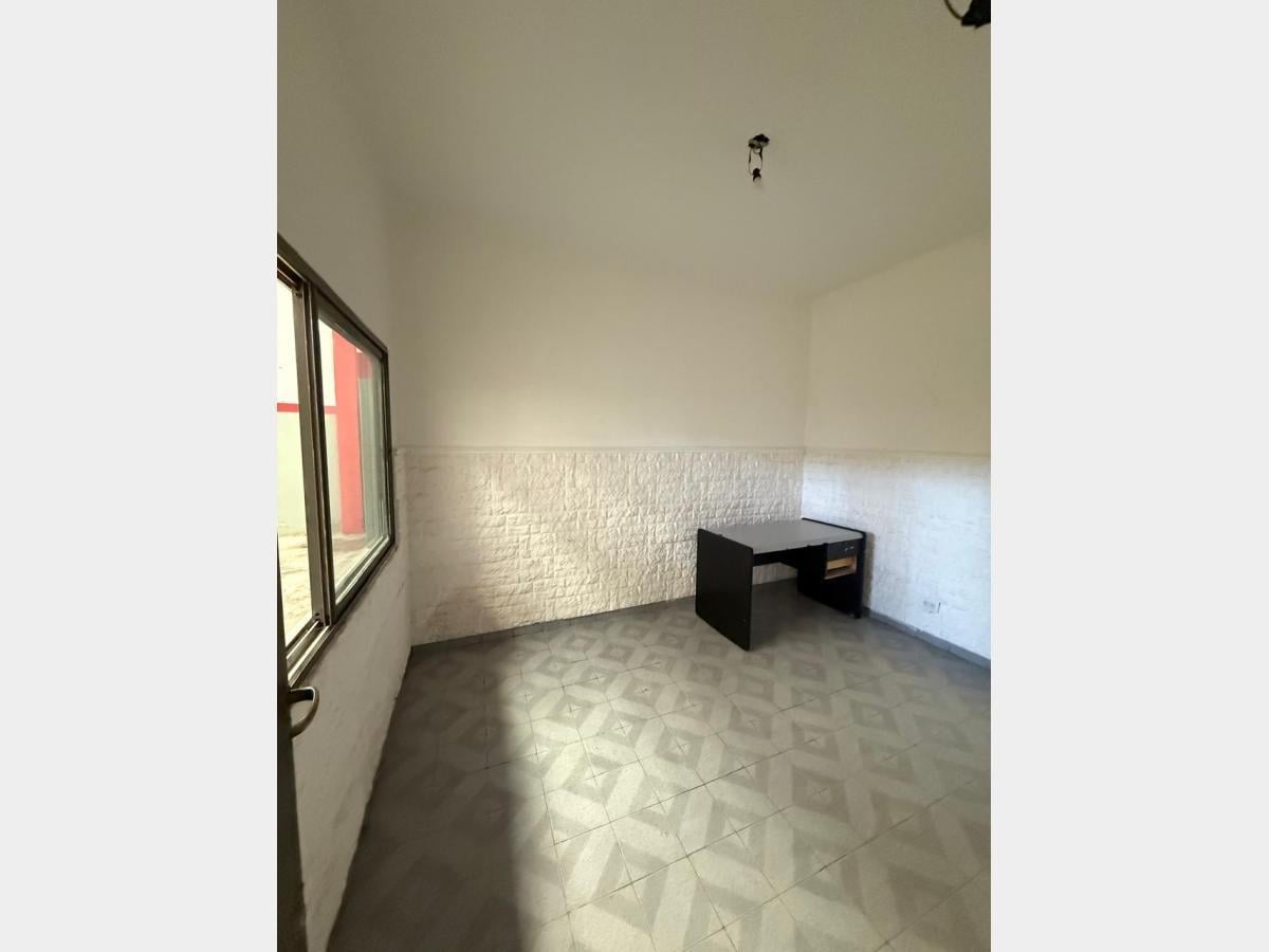 Foto de Deposito en Alquiler en Villa Luzuriaga, imagen 3