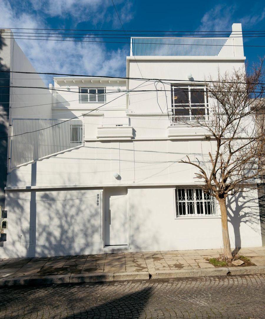 Dueño vende hermosa casa lote propio en Parque Chas 5 Amb 250m Totales