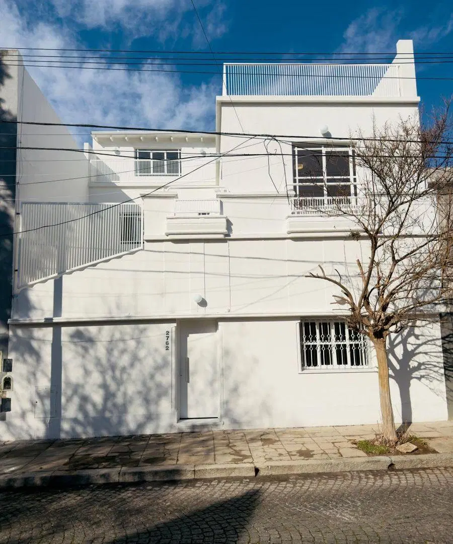 Dueño vende hermosa casa lote propio en Parque Chas 5 Amb 250m Totales 3