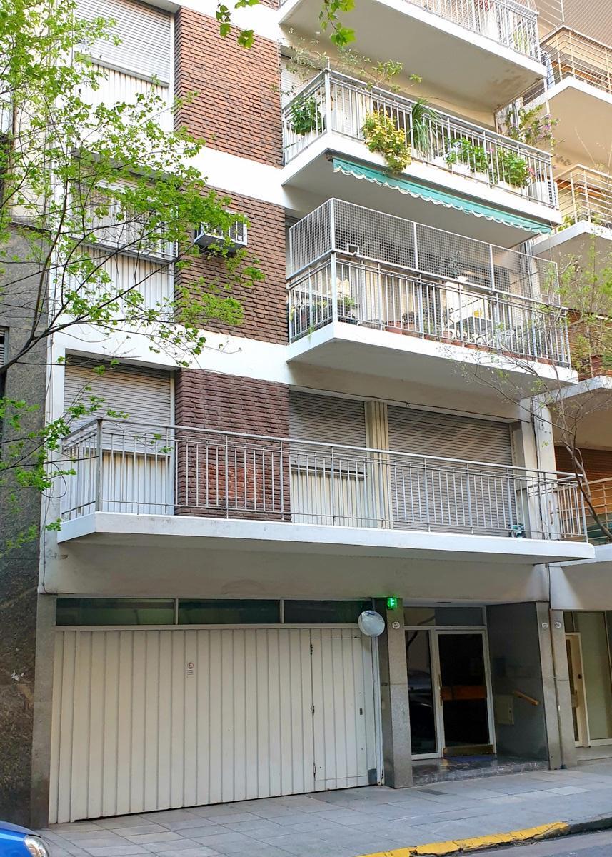 Pque. Rivadavia,3 Amb C/balcón Fte, Dep Servicio, Baulera, Espacio Guardacoche 2
