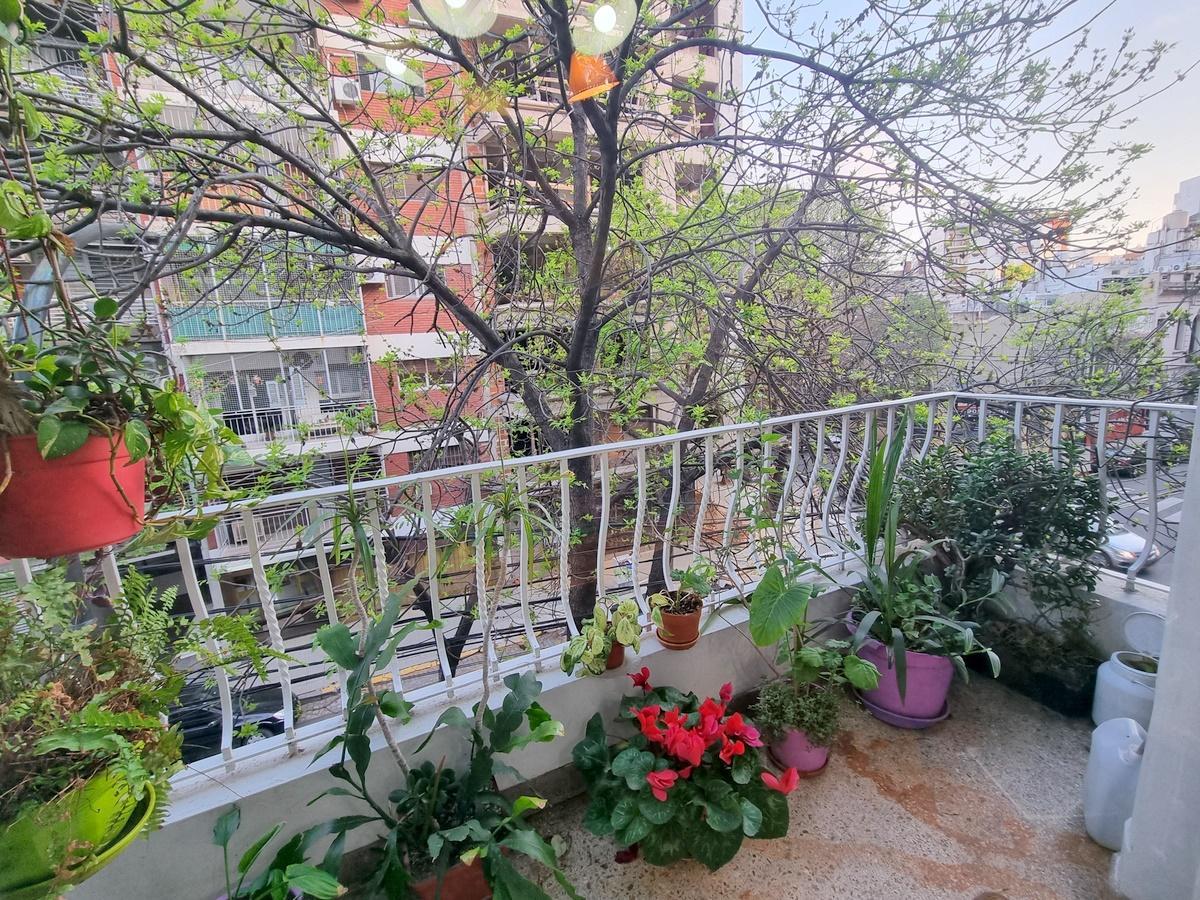 Al Frente 3 Amb C/balcones y Jardin Propio, Quincho y Hab y Baño Huespedes!ver! 2