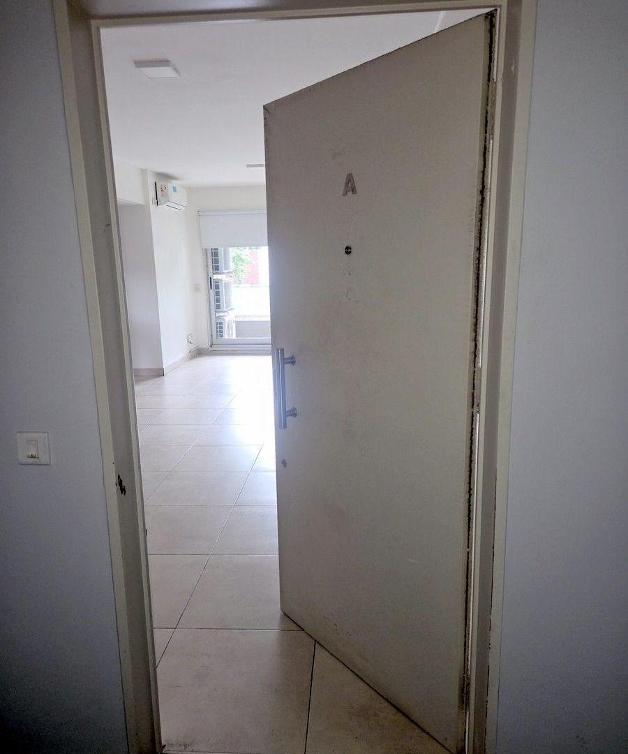 Foto de IMPORTANTE HALL DE ENTRADA, CON SILLONES DE ESTILO y ESPACIOSA, imagen 5