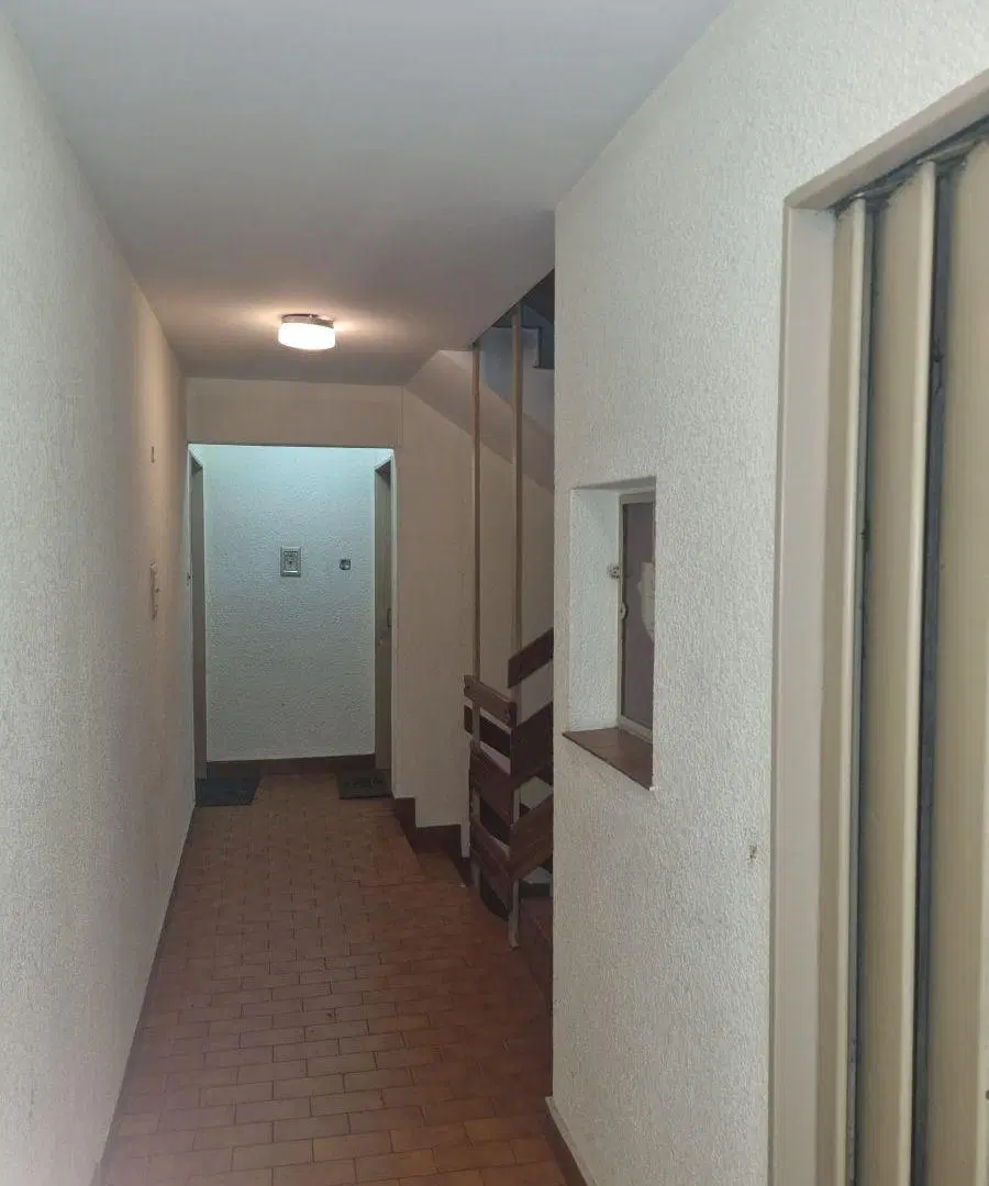 3 AMBIENTES AMPLIOS, GRAN COCINA COMEDOR, AMPLIO BALCON AL FRENTE, HERMOSAS VISTAS, con COCHERA FIJA 4