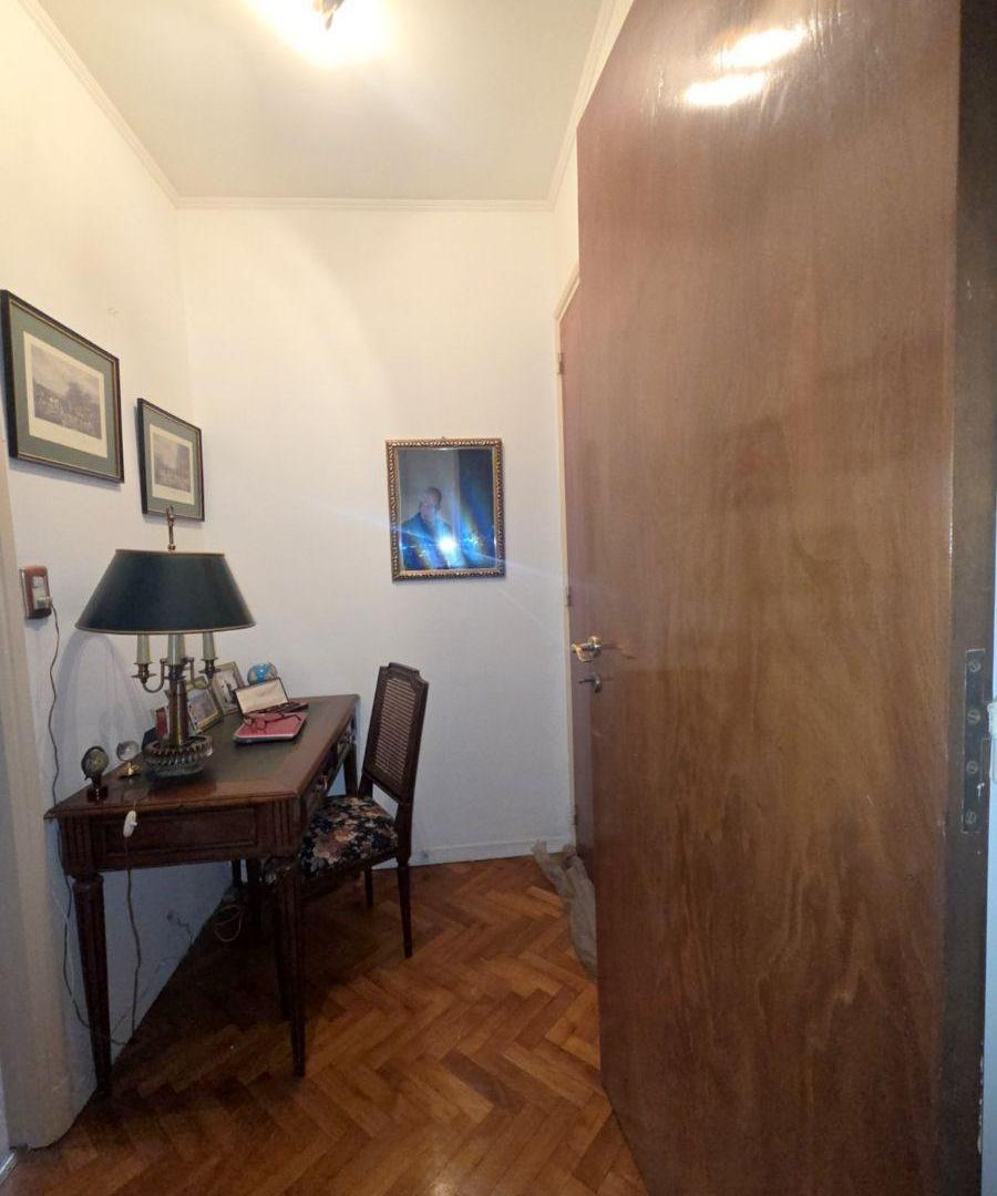Foto de DISTINGUIDO PISO de 102 m2 de 3 ambientes con dependencias, CON, imagen 3