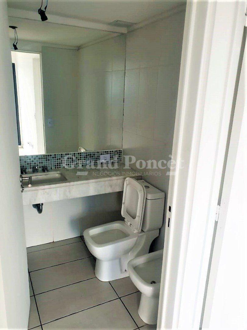 Foto de Departamento 2 Ambientes con Balcón // Se vende con Renta, imagen 4