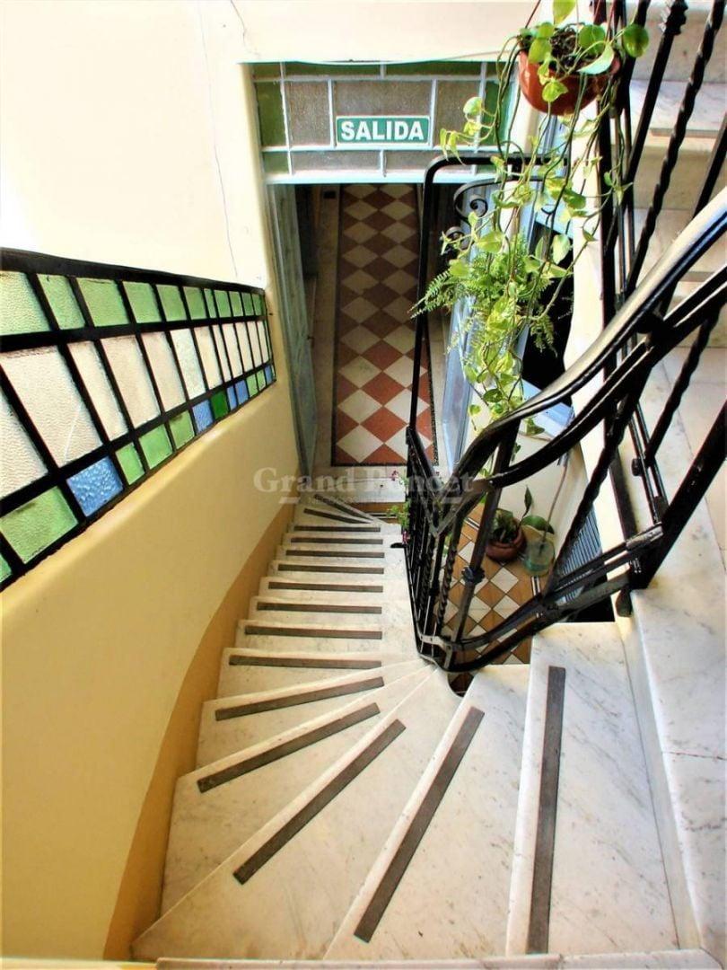 Hostel Habilitado de 9 Ambientes con Terraza y Entrada Indep 4
