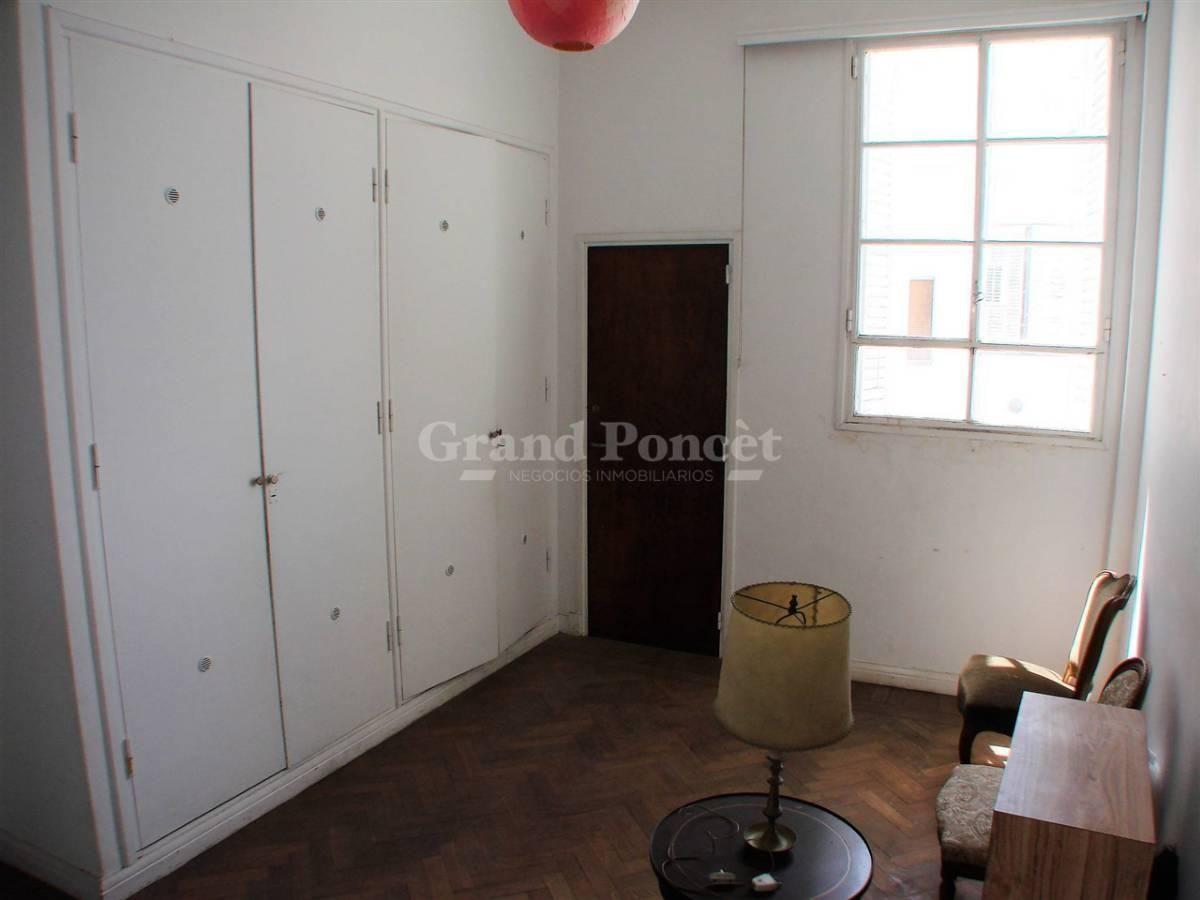 Departamento 3 Ambientes con Balcón 4