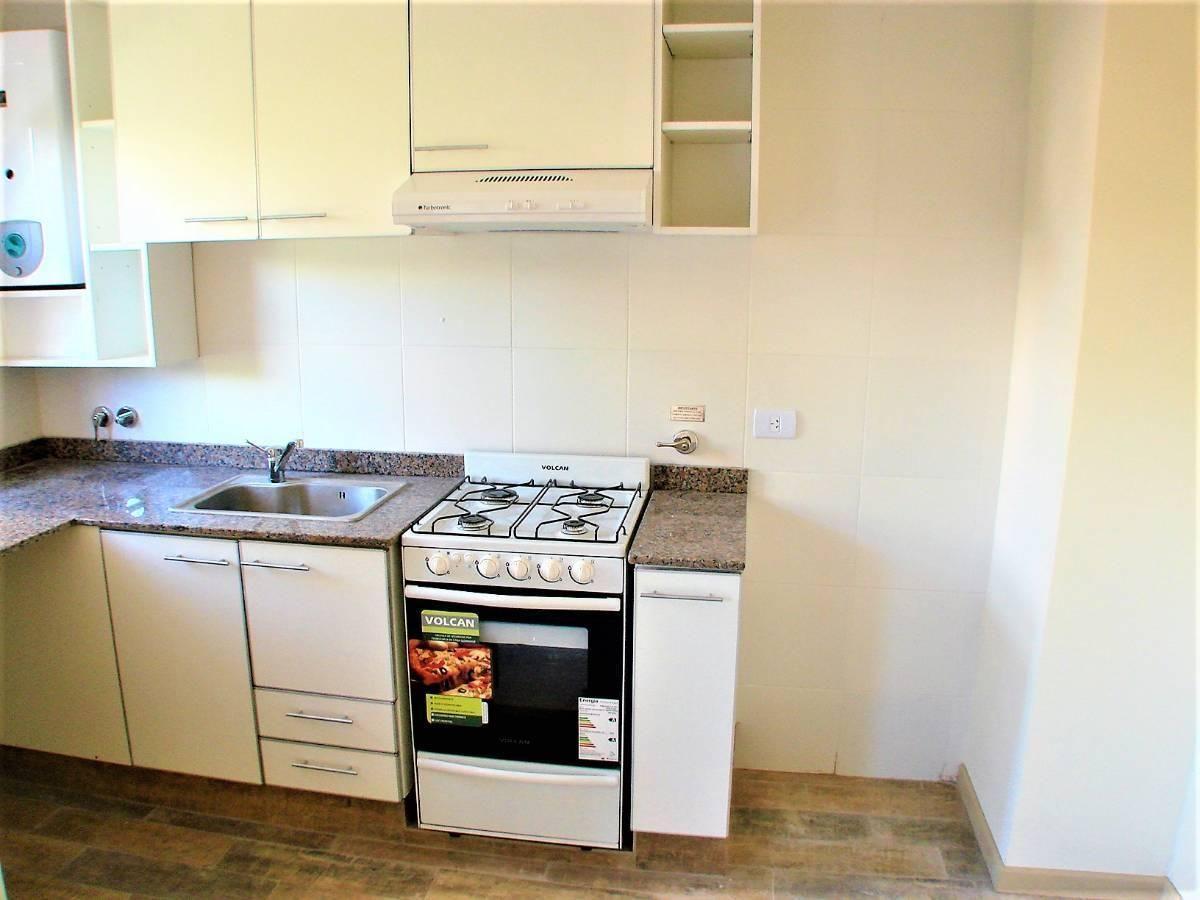 Monoambiente con Balcón // Se vende con Renta