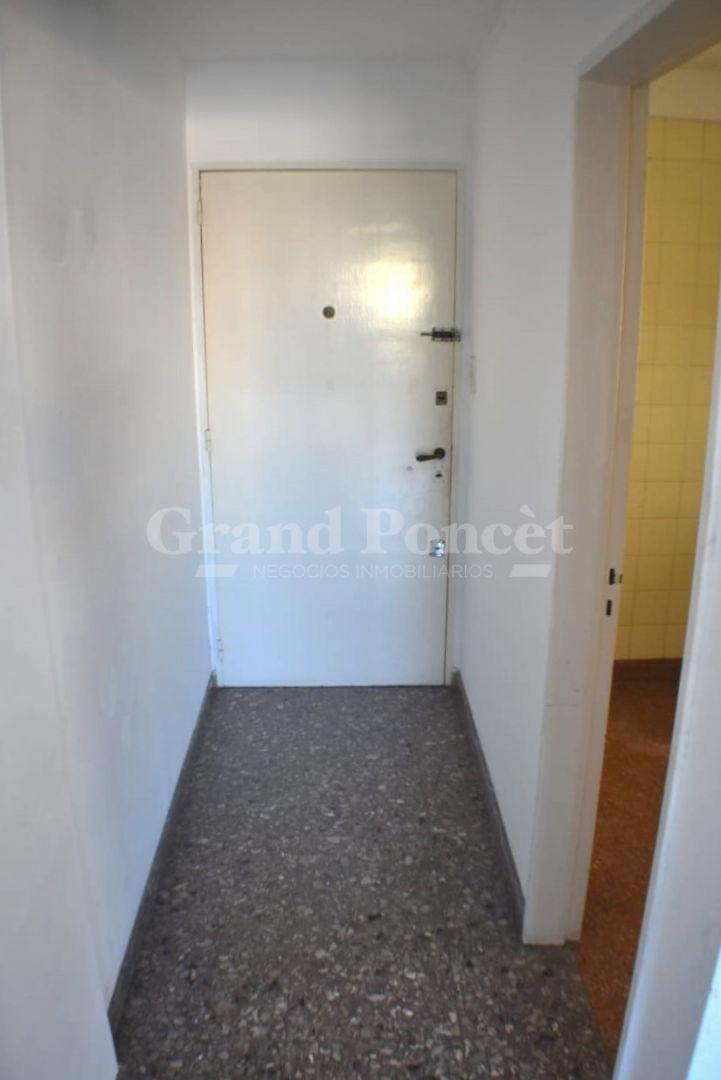 Foto de Venta Departamento 3 Ambientes con Balcón, imagen 3