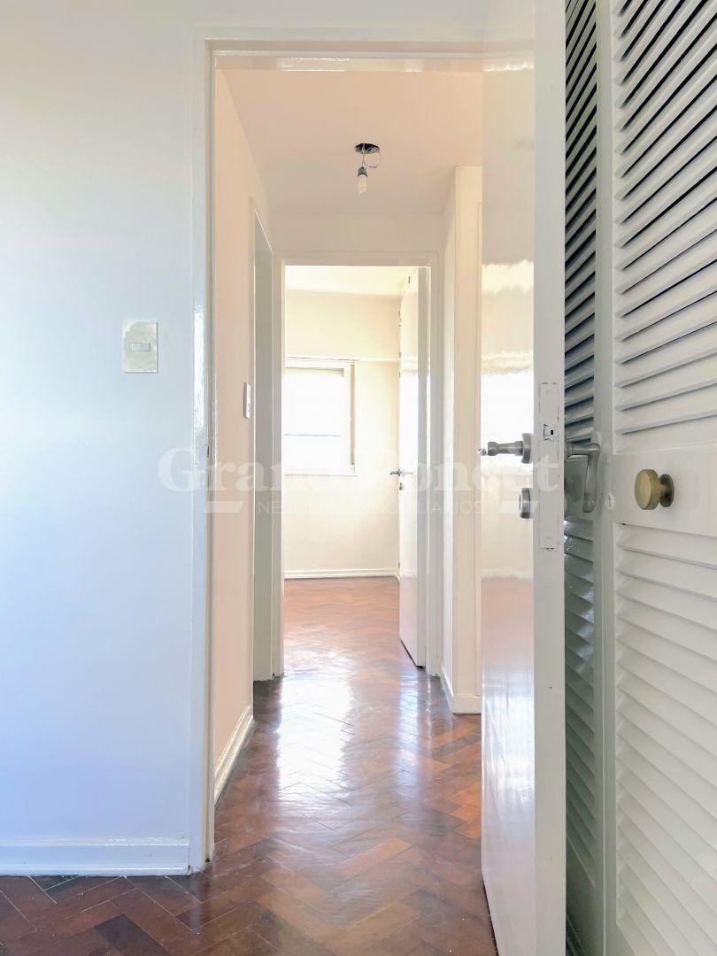 Foto de (PROPIEDAD RESERVADA ) VENDIDO // Departamento de 3 Ambientes con Balcón, imagen 5