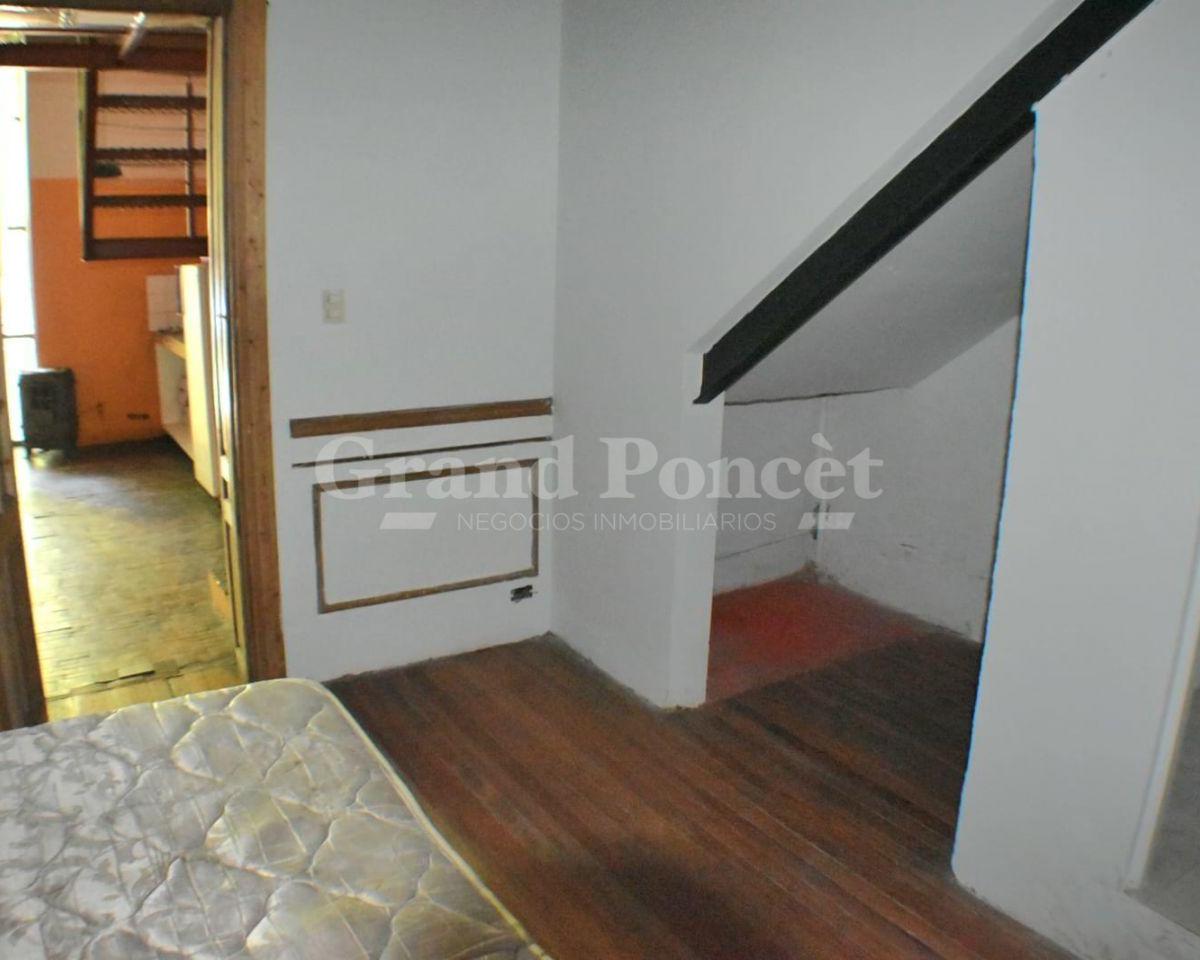 Loft 4 Ambientes con Departamento Separado en Semisotano 2 Ambientes 3
