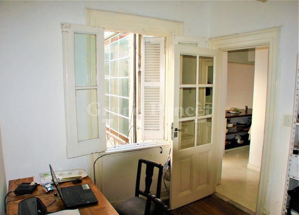 Departamento 4 Ambientes con Galería 2