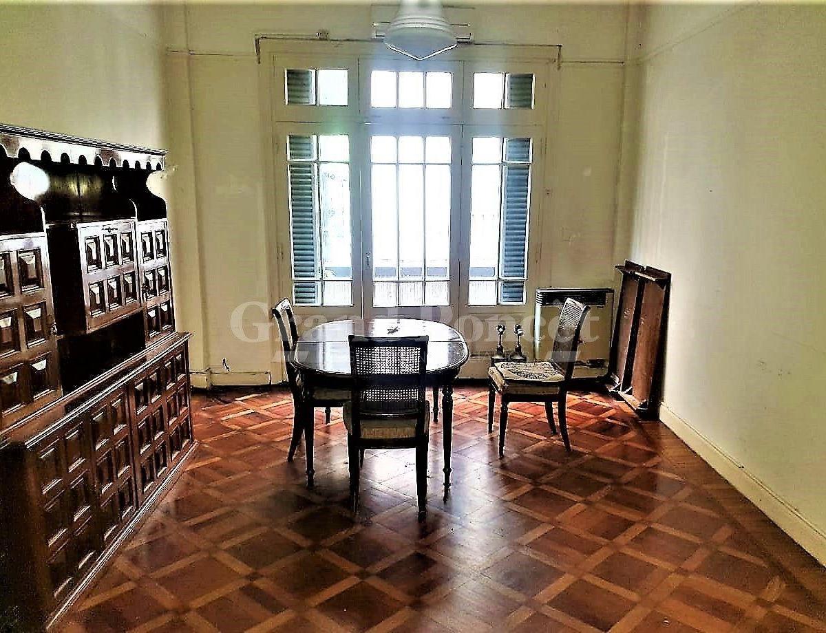 Departamento de 4 Ambientes con Balcón y Dependencias 5