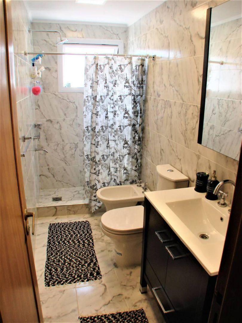 Departamento de 3 Ambientes con Balcon y Dependencia de Servicio 4