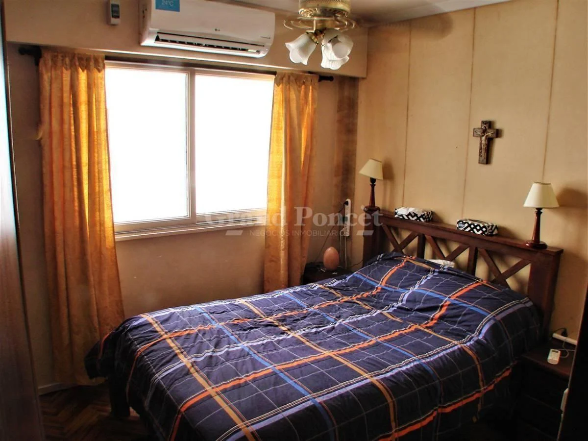 Departamento de 3 Ambientes con Balcon y Dependencia de Servicio 1