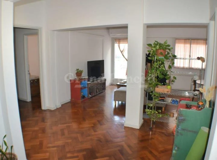 Semipiso 5 Ambientes con Balcón y Baulera 5