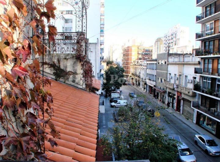 Semipiso de  5 Ambientes con Balcón 4