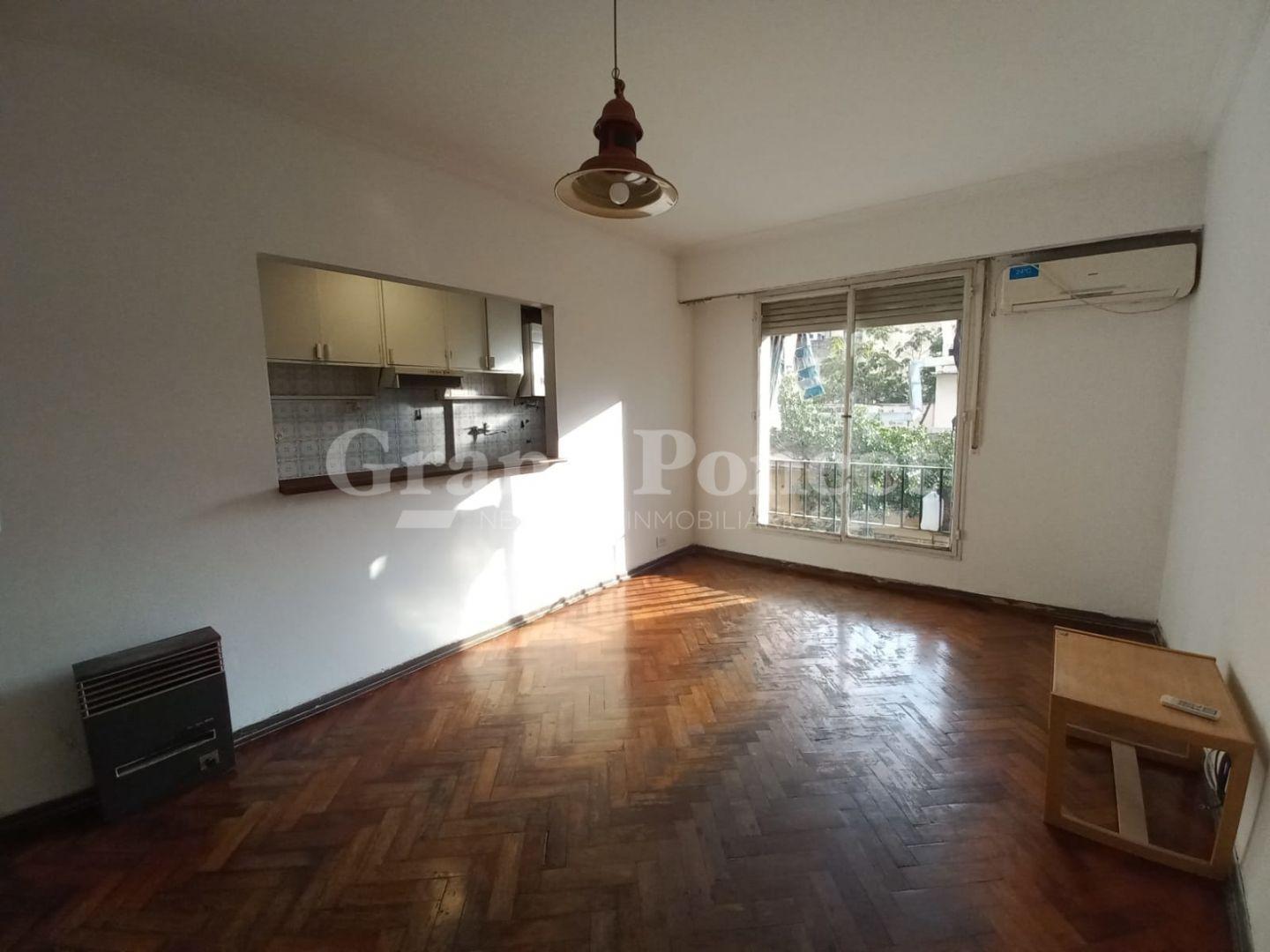 Foto de Venta Departamento de 3 Ambientes al Frente en Esquina, imagen 2