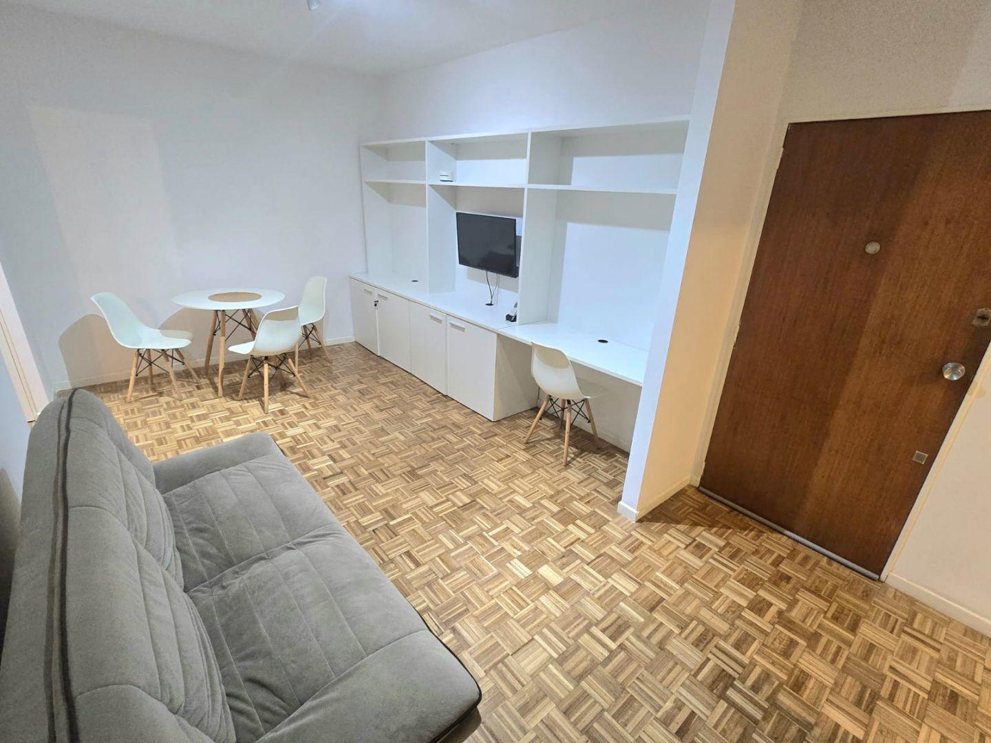 Foto de Alquiler - Departamento 2 Ambientes Amoblado - Microcentro / San Nicolás, imagen 4