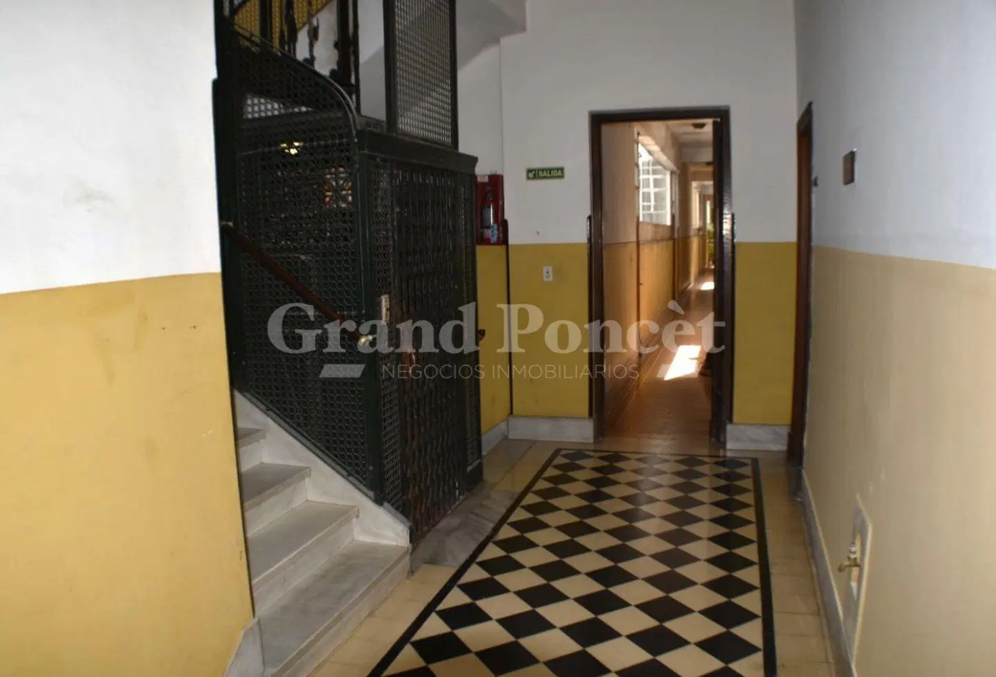Alquiler - Departamento 3 Ambientes con Balcón 3