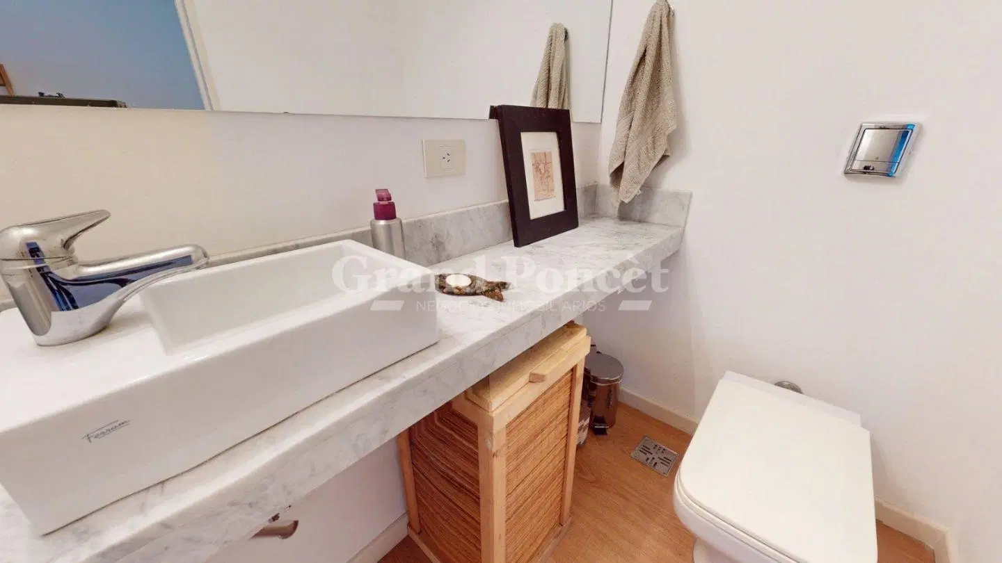 Venta Semipiso 2 Ambientes con Balcón Terraza, Parrilla y Cochera 3