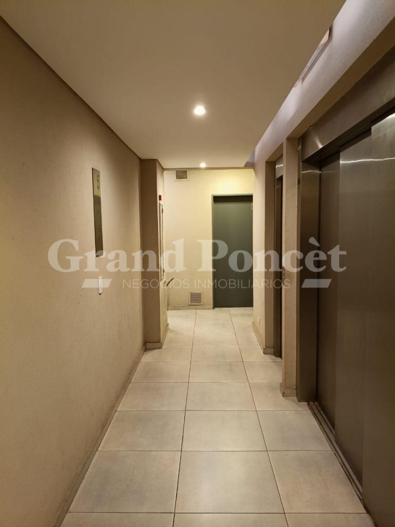 Foto de Alquiler Monoambiente con Balcón, imagen 1