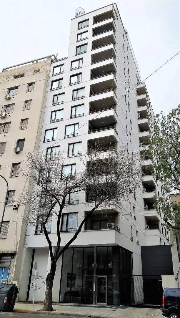 Alquiler de Departamento de 2 Ambientes con Balcón en San Telmo 2