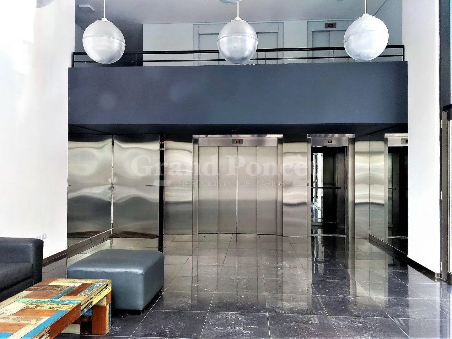 Alquiler de Departamento de 2 Ambientes con Balcón en San Telmo 3