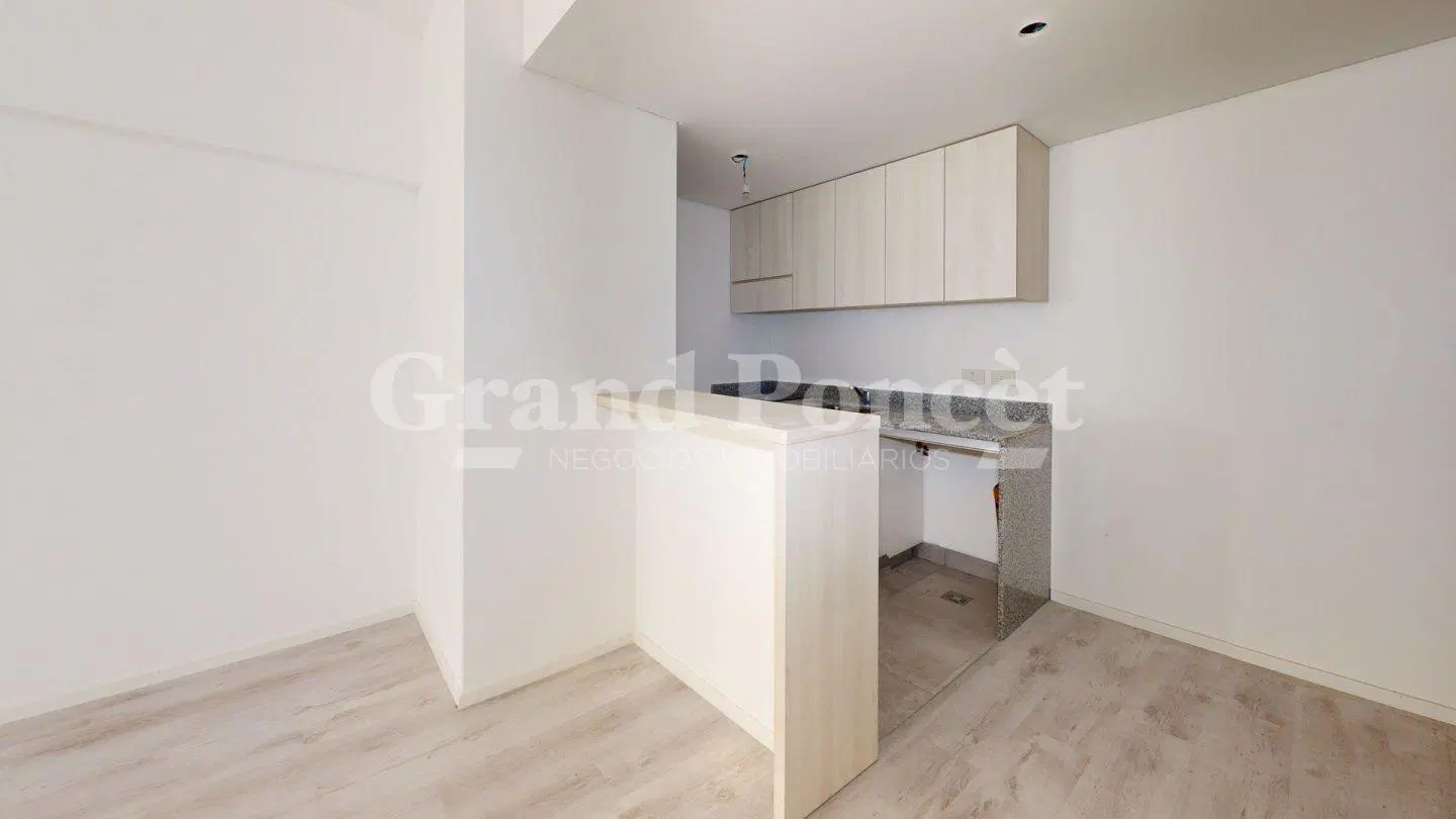 Venta  Monoambiente Divisible con Patio  Amenities Premium en Almagro 3