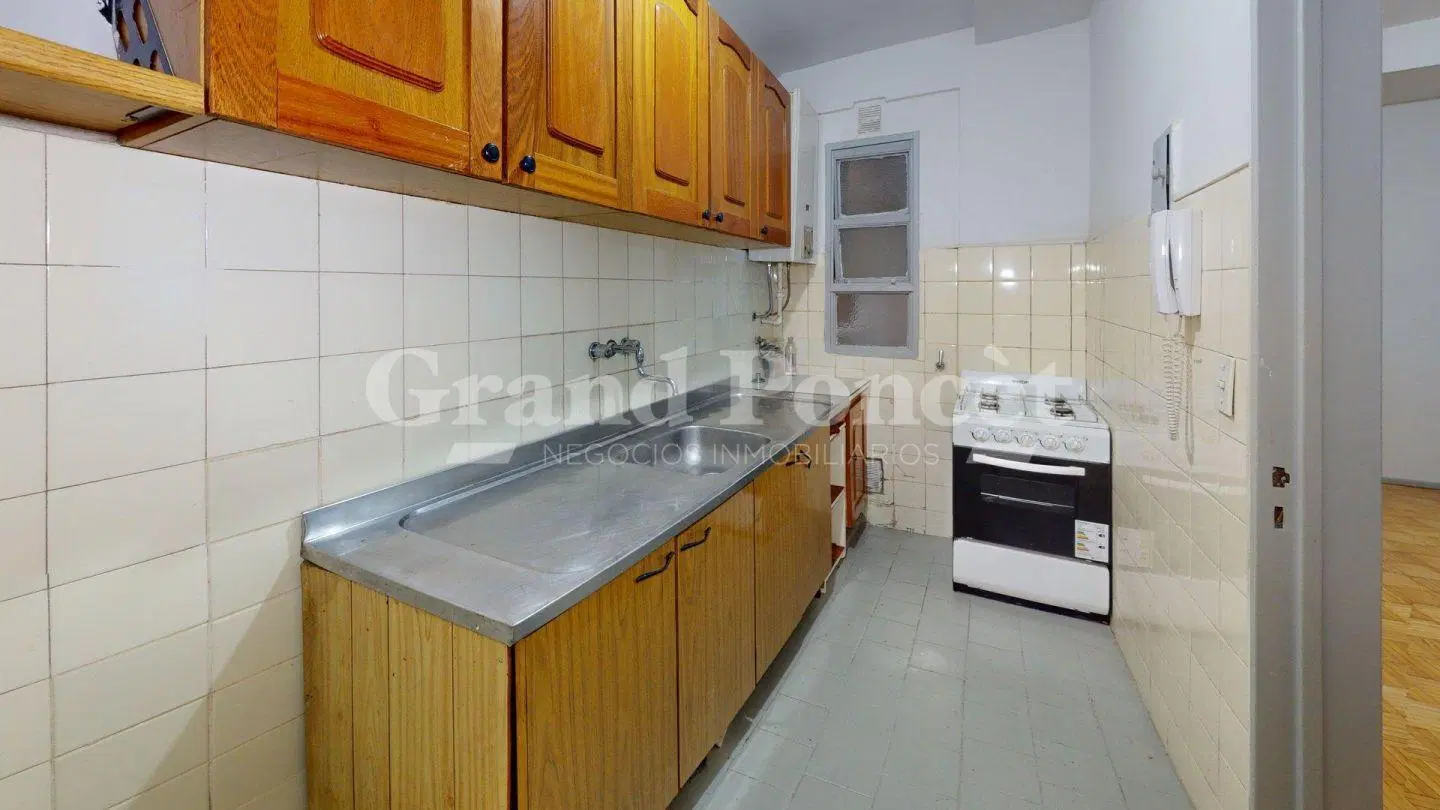 Venta Departamento de 3 Ambientes con Balcón 2
