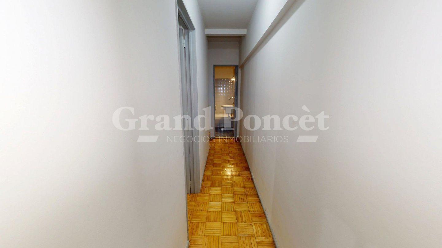 Foto de Venta Departamento de 3 Ambientes con Balcón, imagen 5