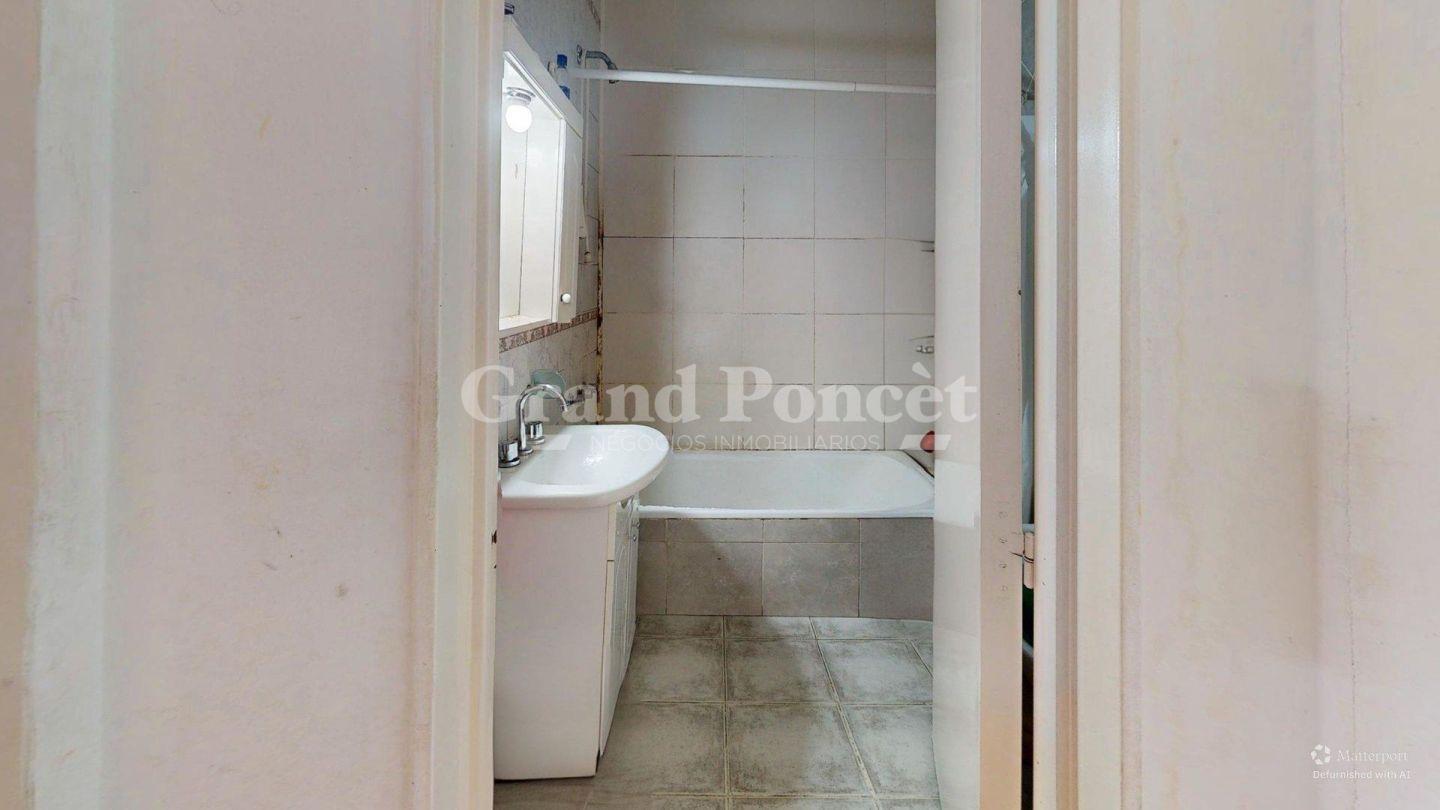 Foto de Venta Departamento 2 Ambientes con Balcón La Boca Orientac Noreste Muy, imagen 1