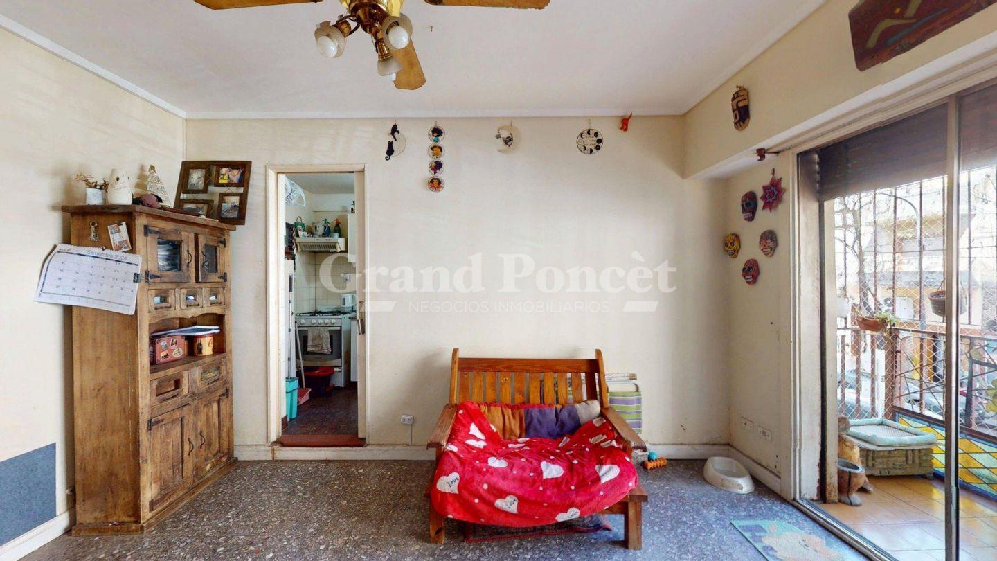 Foto de Venta Departamento 2 Ambientes con Balcón Apto Crédito San Telmo, imagen 1