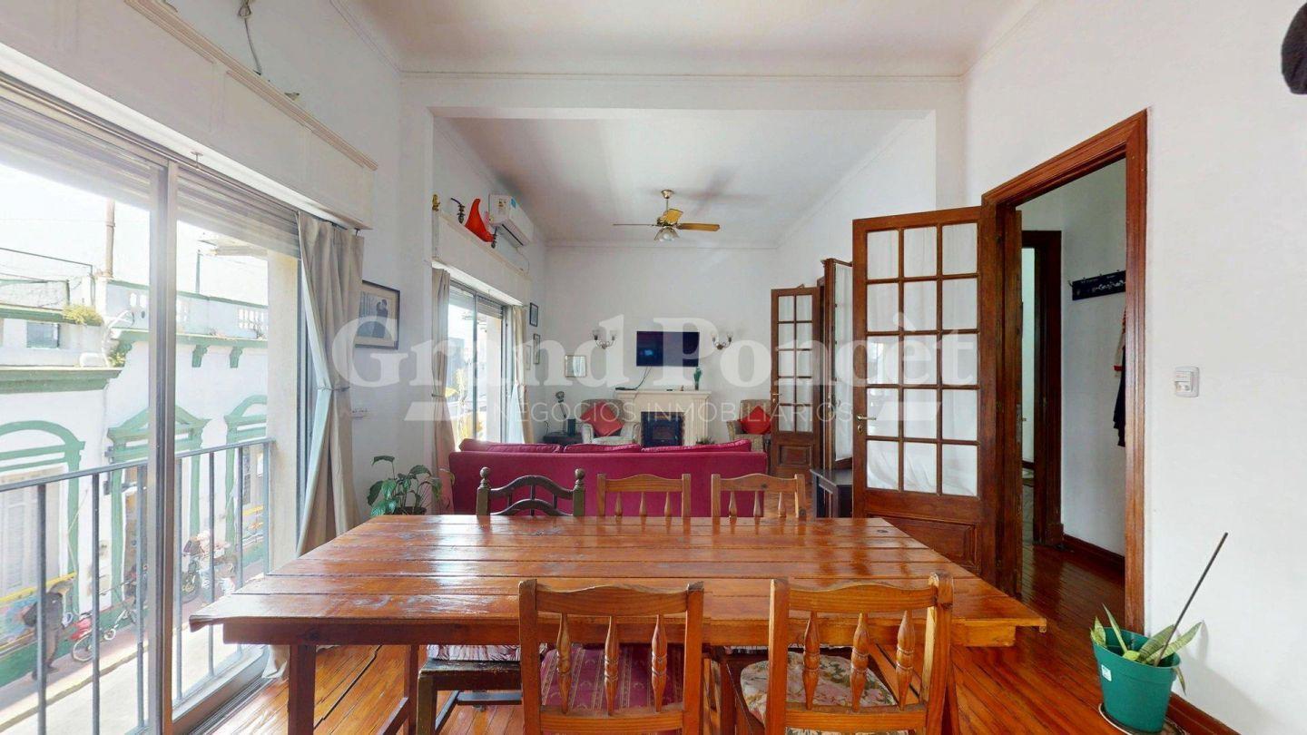 Foto de Venta PH 4 Ambientes con Terraza, Quincho y Parrilla 163 m2 Entrada, imagen 4