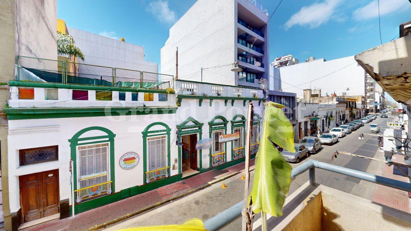 Foto de Venta PH 4 Ambientes con Terraza, Quincho y Parrilla 163 m2 Entrada, imagen 2