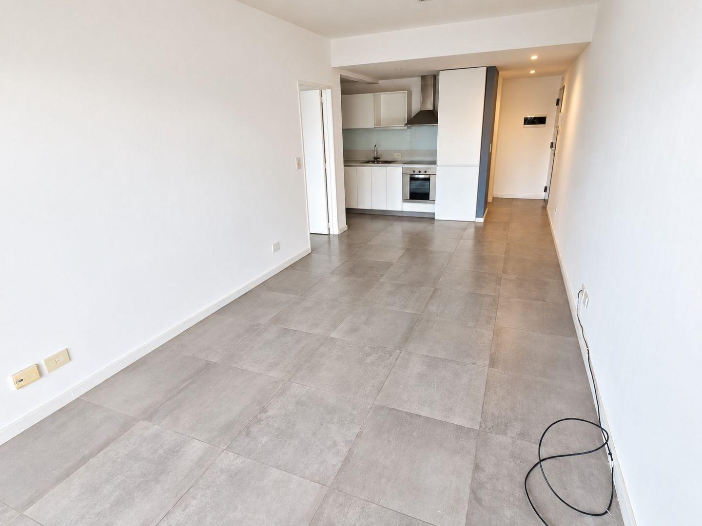 Foto de Alquiler Departamento 2 Ambientes con Balcón Corrido, Suite y Cochera, imagen 5