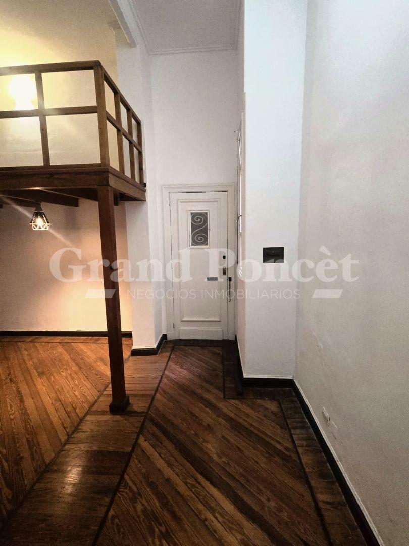 Foto de Departamento de 3 Ambientes con Patio en Alquiler en San Telmo, imagen 3
