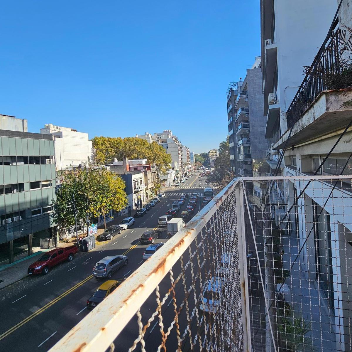 Venta PH 5 Ambientes con Entrada Ind. y Terraza Propia en Colegiales - Apto Crédito y Sin Expensas. 4