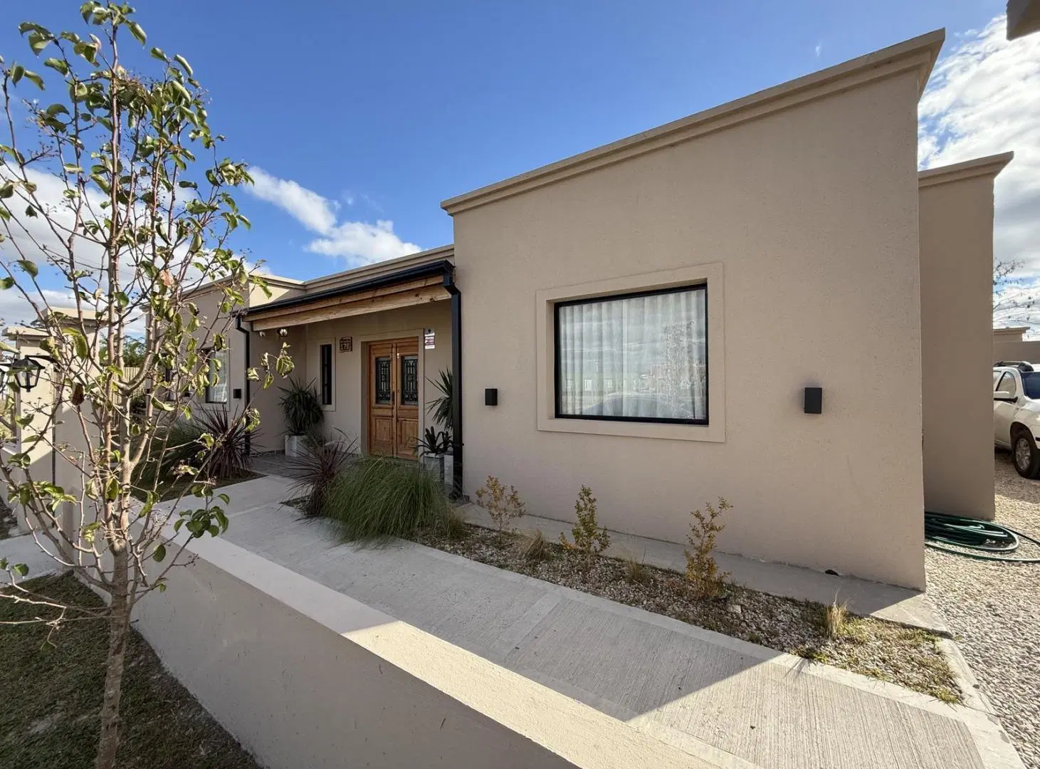 Casa con 3 dormitorios, pileta y parrilla en Nuevo Maschwitz - Escobar 4