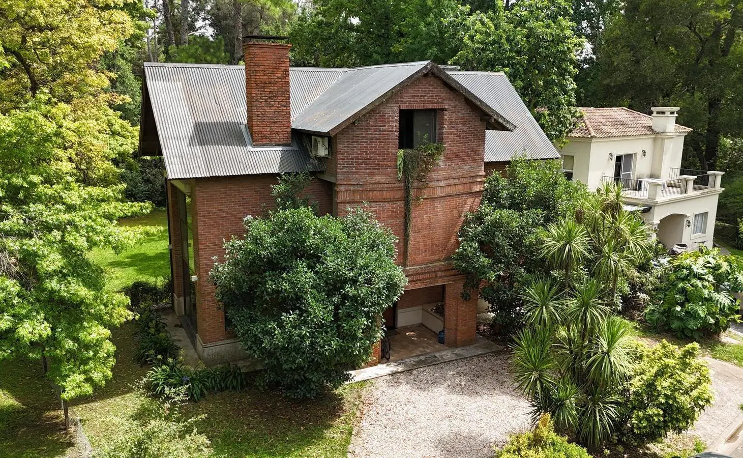 Hermosa Casa en Bo. Fincas d/Lago - Maschwitz - Escobar - Posibilidad de tomar prop. 5