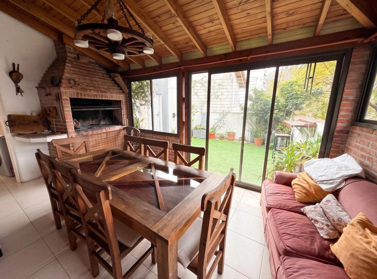 Foto de Casa con Terraza Y Quincho - Caballito, imagen 2