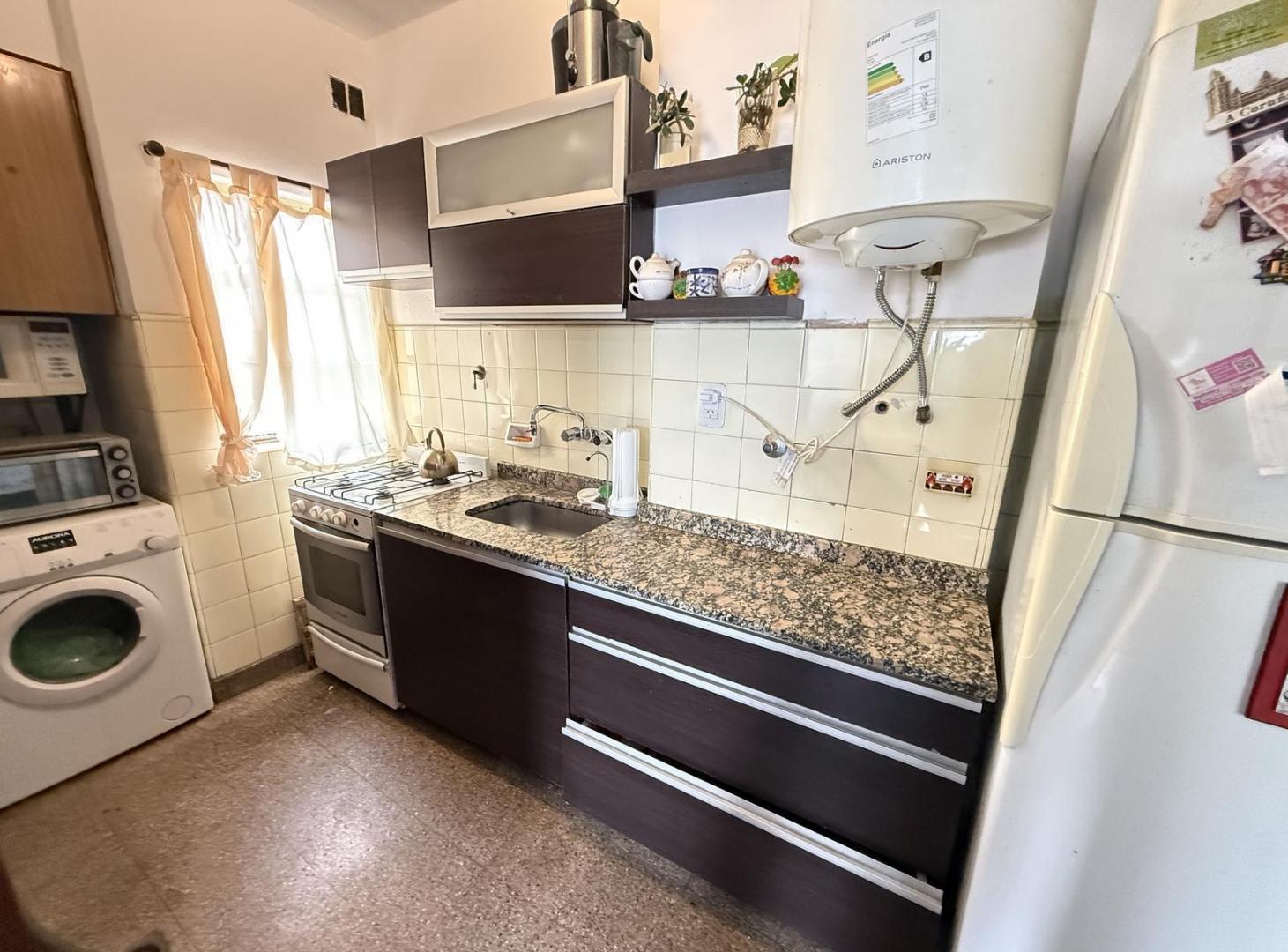 Foto de Departamento 3 Ambientes con Balcón - Floresta, imagen 1