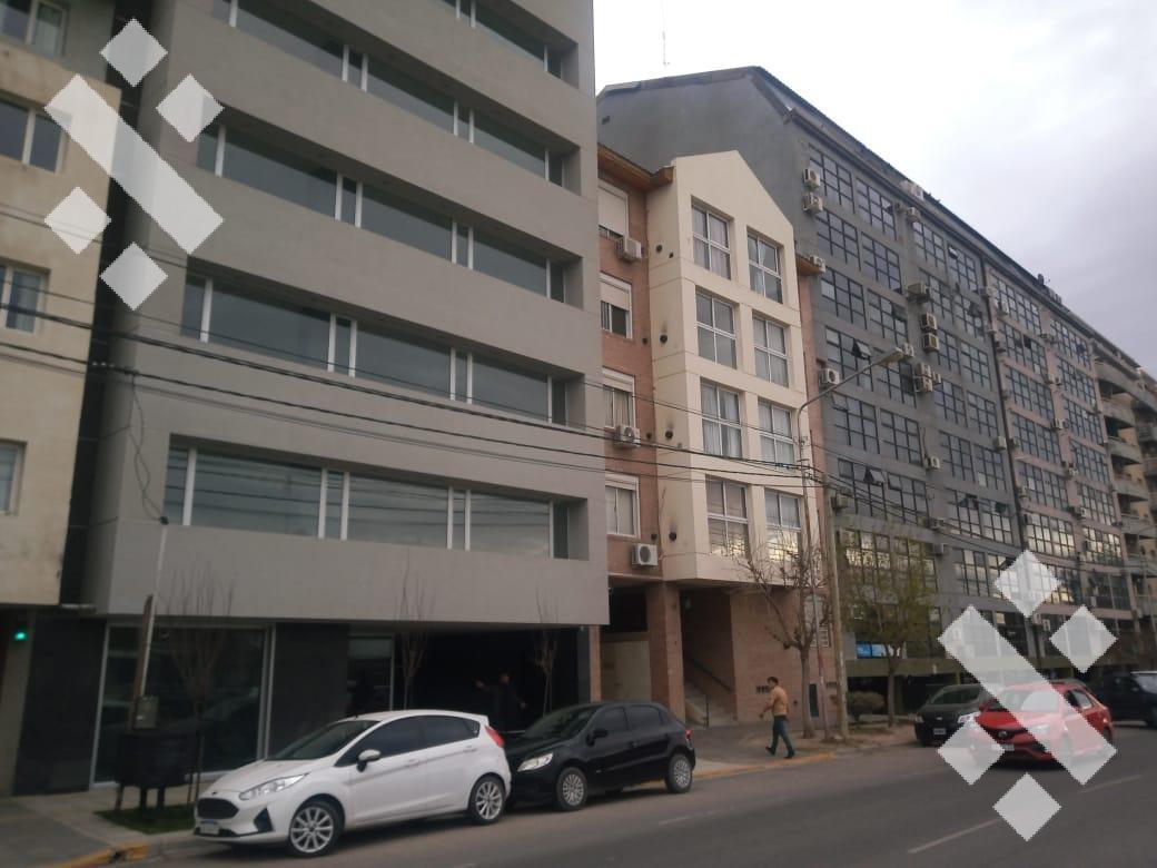 Edificio Comercial - Área Centro Este 2