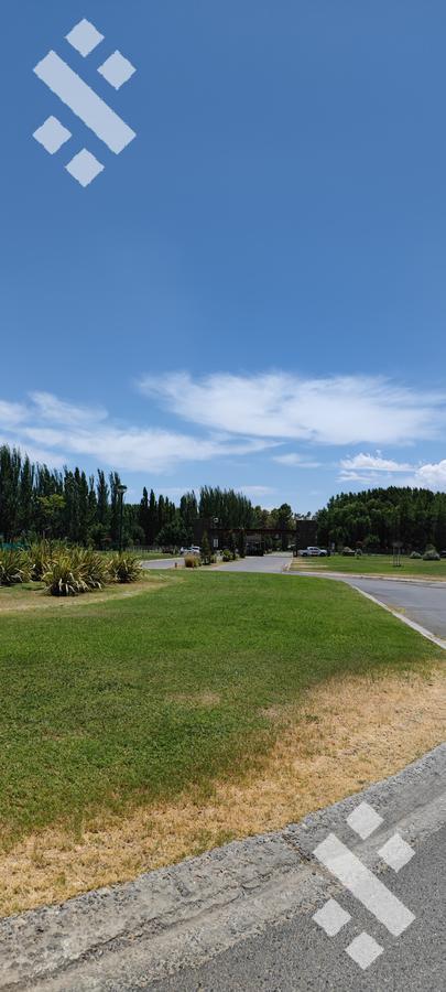 Venta Lote B° Canales de Plottier 3