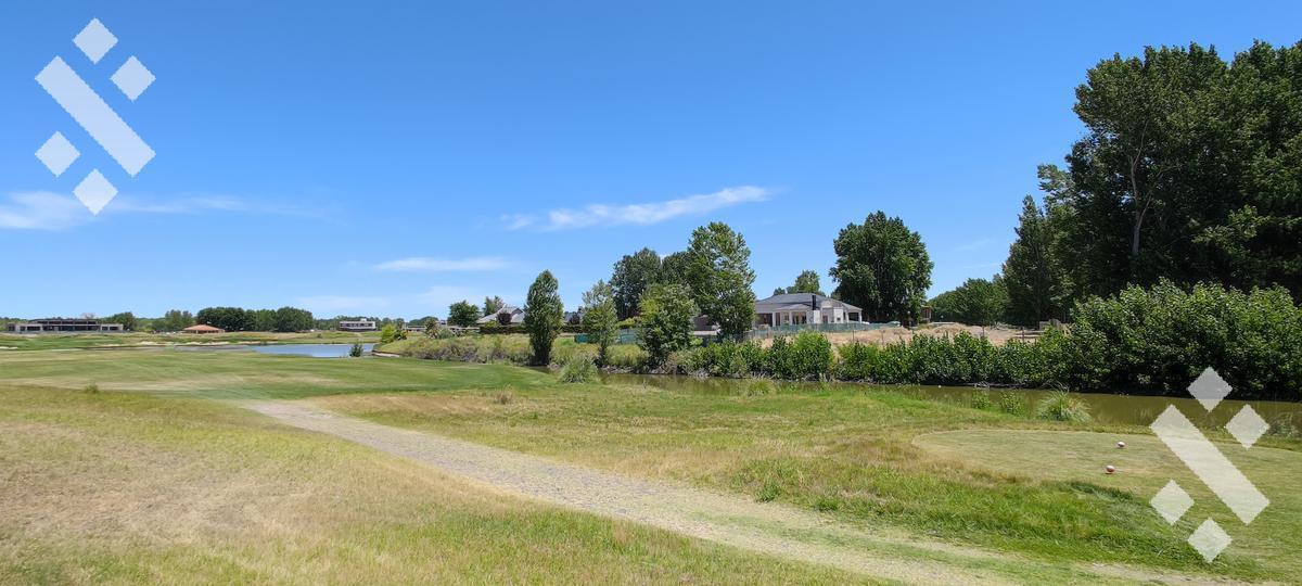 Venta Lote B° Canales de Plottier 5
