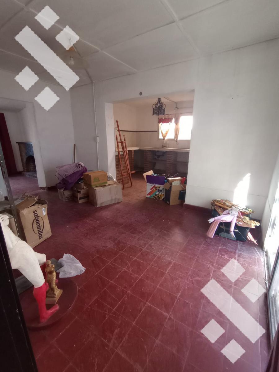 Complejo de Departamentos y Casa, en Plottier! 2